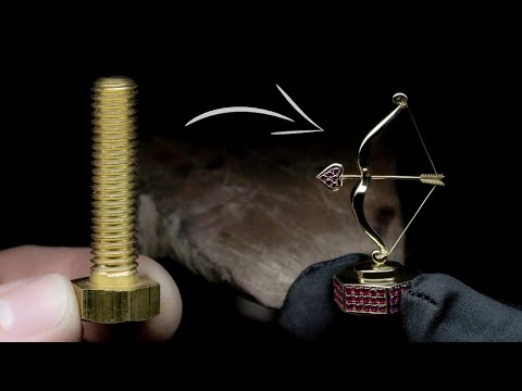Pablo Cimadevila가 나사로 큐피드의 미니어처 상징을 만들다