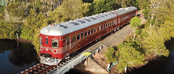 ソーラー列車